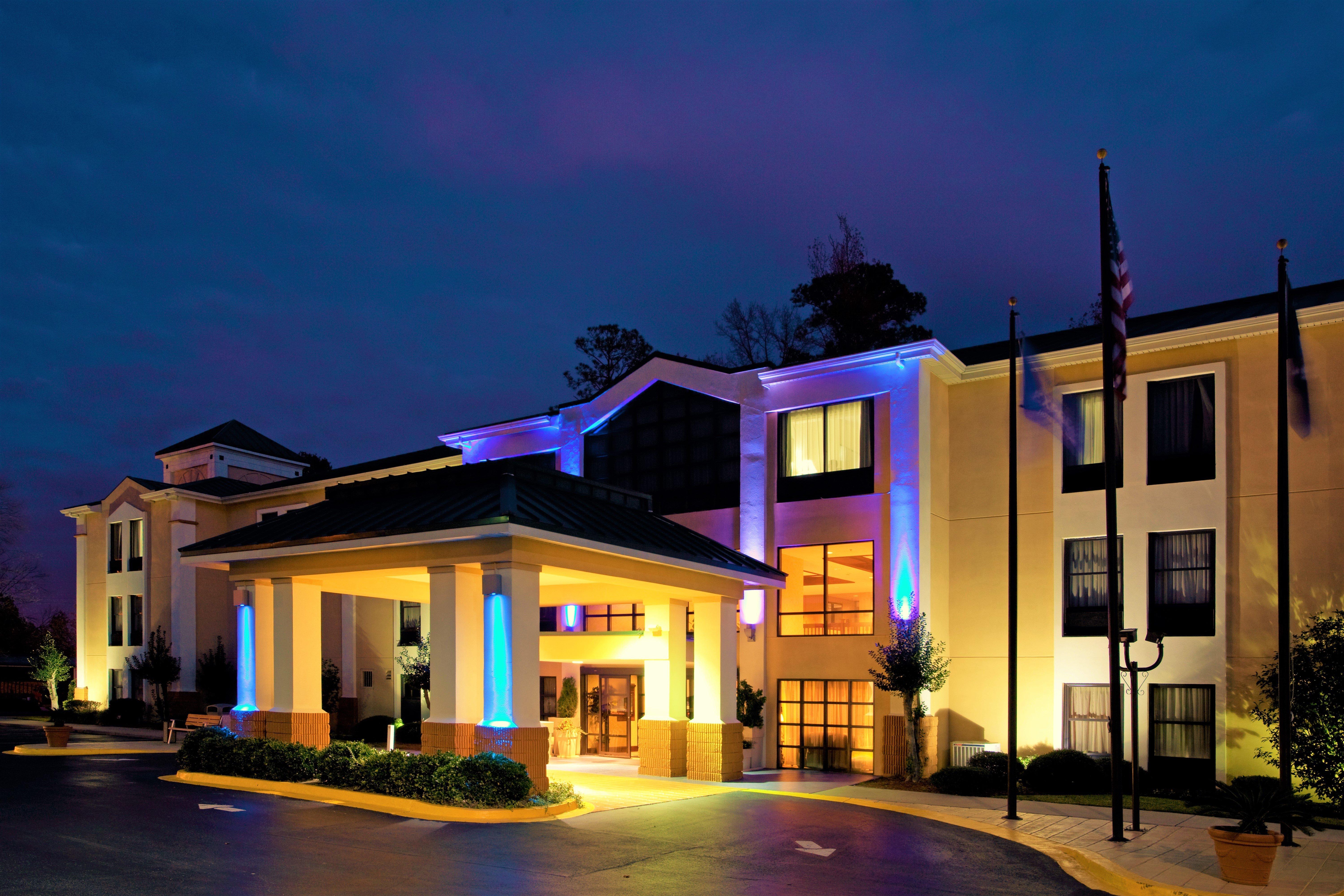 Lexington Inn And Suites Exterior foto